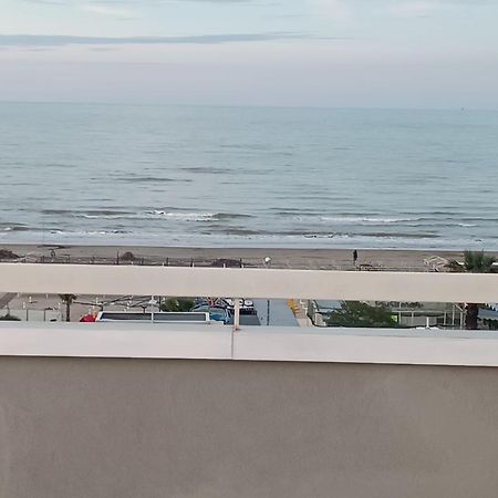 Hotel Le Terrazze Riccione Exterior foto