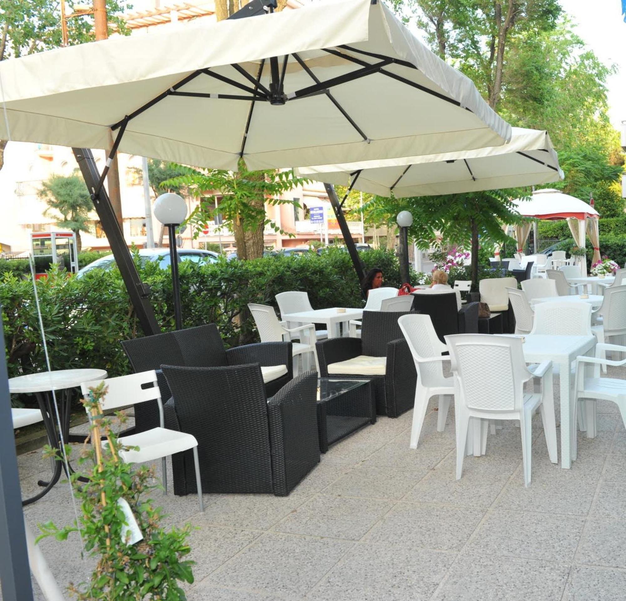 Hotel Le Terrazze Riccione Exterior foto