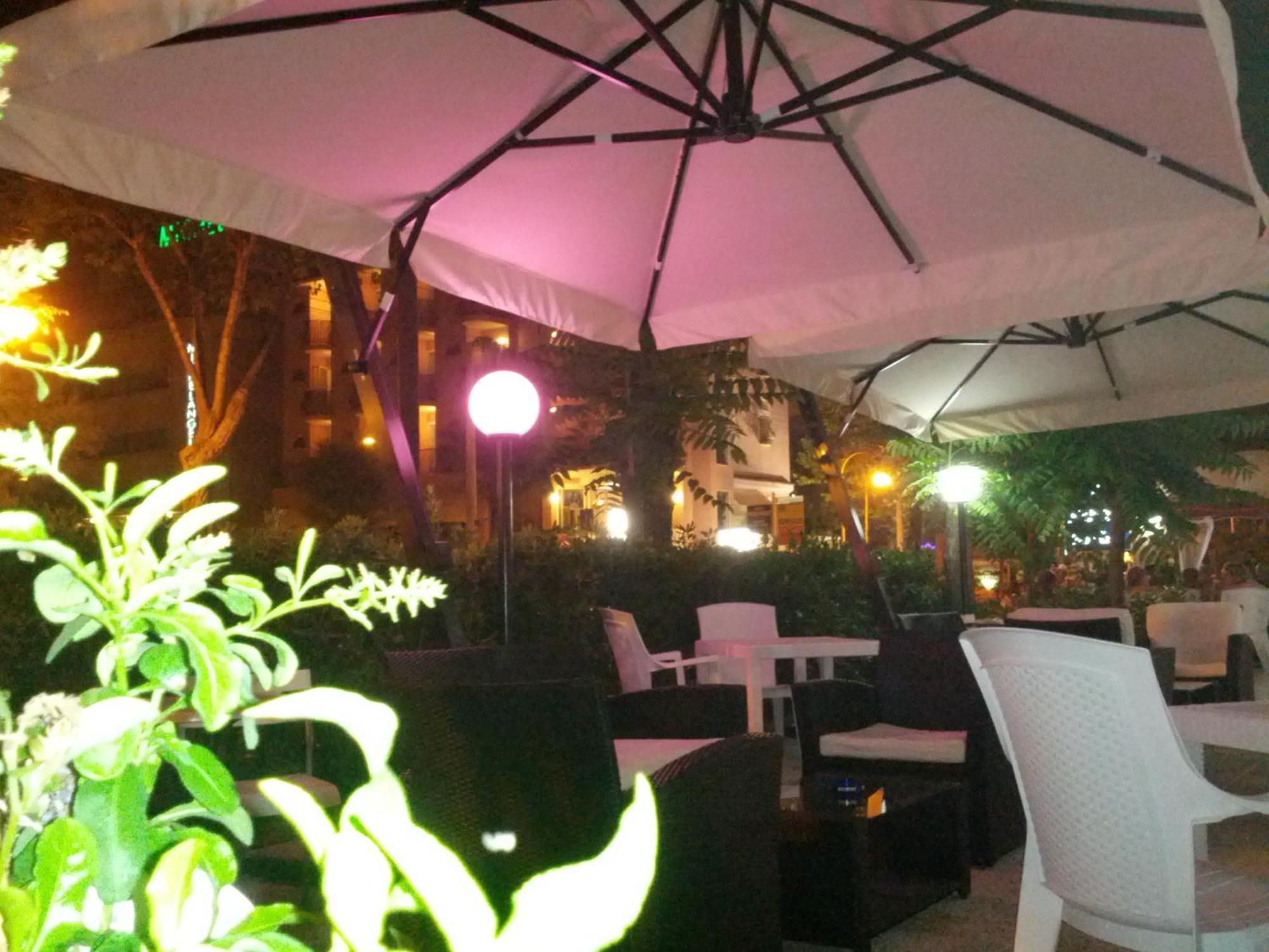 Hotel Le Terrazze Riccione Exterior foto